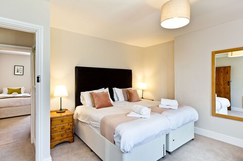 The Farmhouse | Near Carsington Reservoir