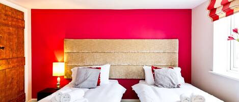 4 間睡房、熨斗/熨衫板、免費 Wi-Fi、床單