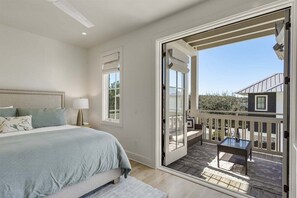 4 chambres, fer et planche à repasser, accès au Wi-Fi (inclus)