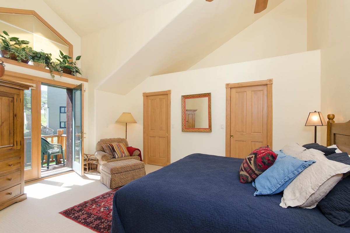 Townhome, 3 Bedrooms | Individually decorated, individually furnished
