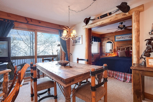 Condo, 1 Bedroom | Private kitchen