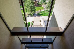Interior - Bronze Tree Condominiums by Mountain Resorts (Steamboat Springs)