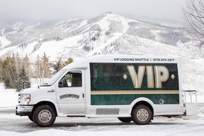 Property grounds - Bronze Tree Condominiums by Mountain Resorts (Steamboat Springs)