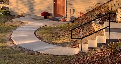 Pet Friendly Private Suite in Davison