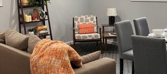 Cozy Guest Suite with Hot Tub in Davison