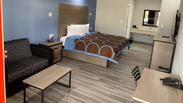 Standard Single Room, 1 King Bed | Premium bedding, individually furnished, desk, blackout drapes