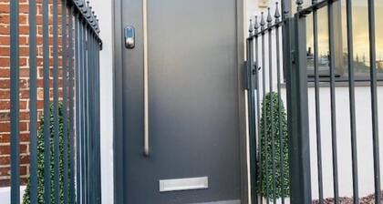 Townhouse Plus @ Lower Beth Street Stoke