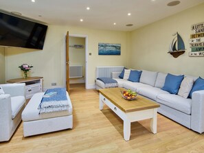 TV - 3 bedroom accommodation in Portmadog (Portmadog)