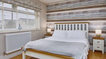 3 bedrooms, free WiFi, bed sheets