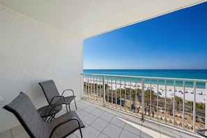 Condo, 1 King Bed with Sofa bed (The Summit 615) | Exterior