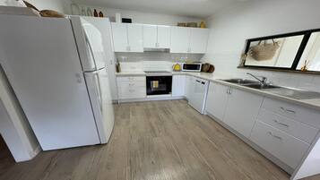 Microwave, oven, dishwasher