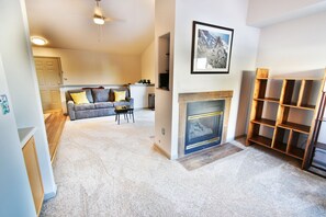 Interior - Walk to Lake Rec Path! Corner Unit Close to Everything! 2 Hot Tubs (Frisco)