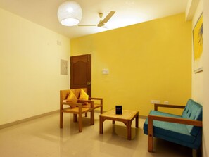 Living area - Fabhotel Evlewt OMR (Chennai)