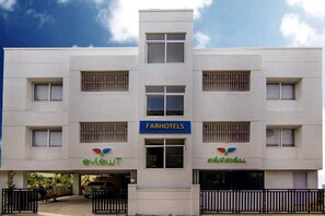 Exterior - Fabhotel Evlewt OMR (Chennai)