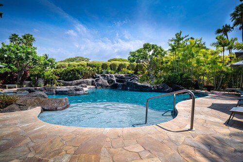 BBQ Grill on the lanai. Waikoloa Beach Villas G22
