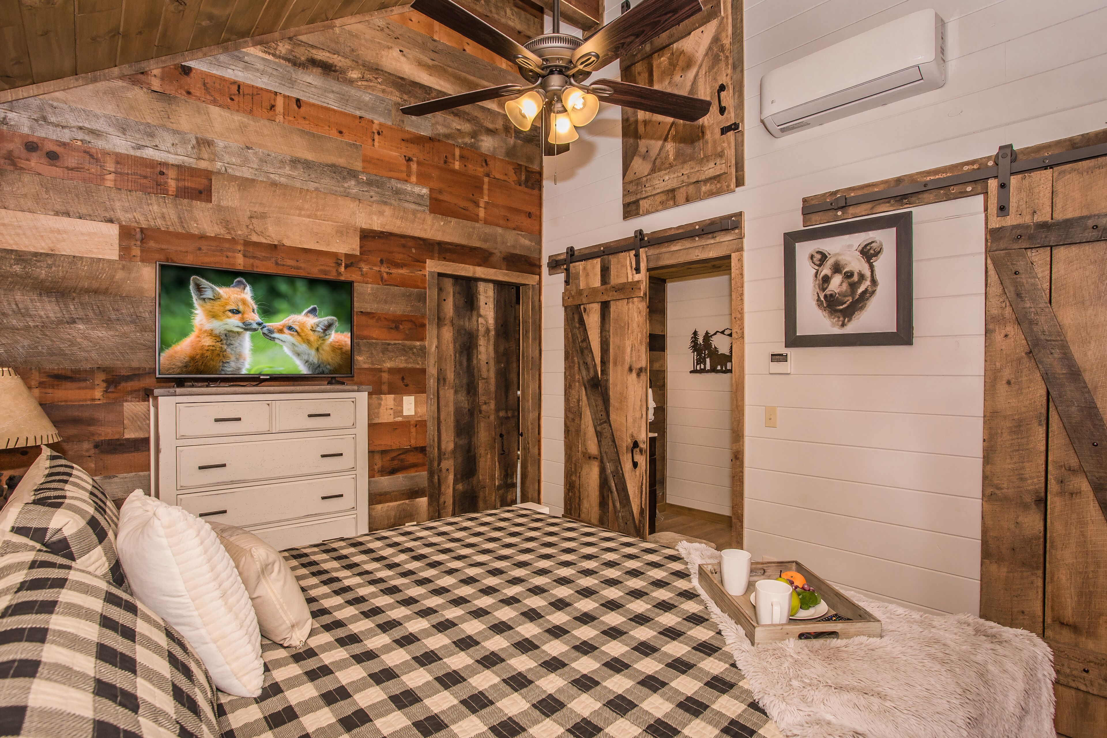 1 bedroom, iron/ironing board, WiFi (free), bed sheets