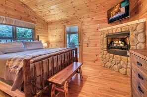 3 soverom, skrivebord, strykejern/-brett og wi-fi (inkludert)