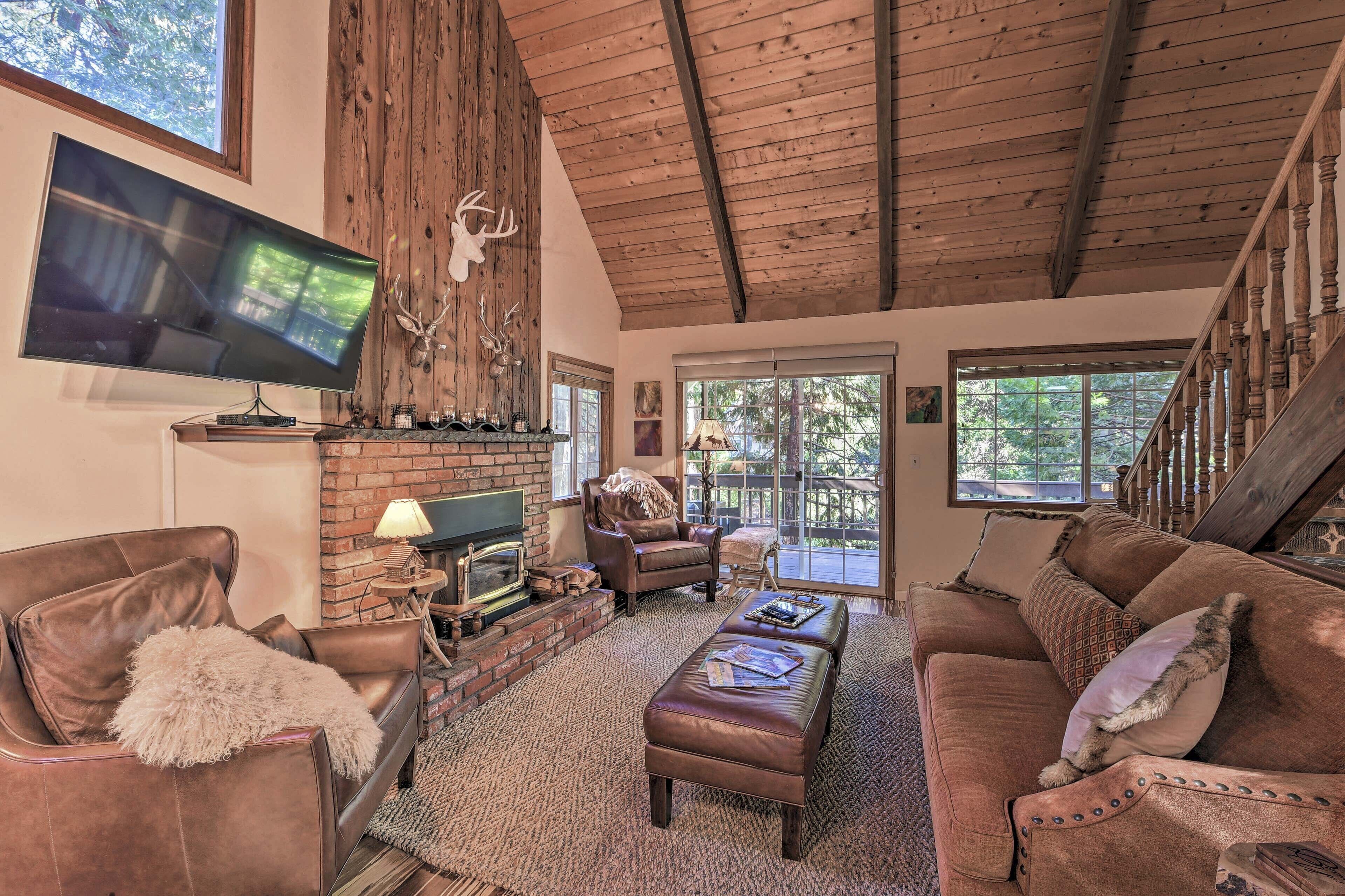 Lake Arrowhead Cabin w/ Decks < 2 Mi to Village!