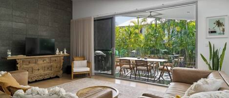 Älytelevisio, Netflix, suoratoistopalvelut