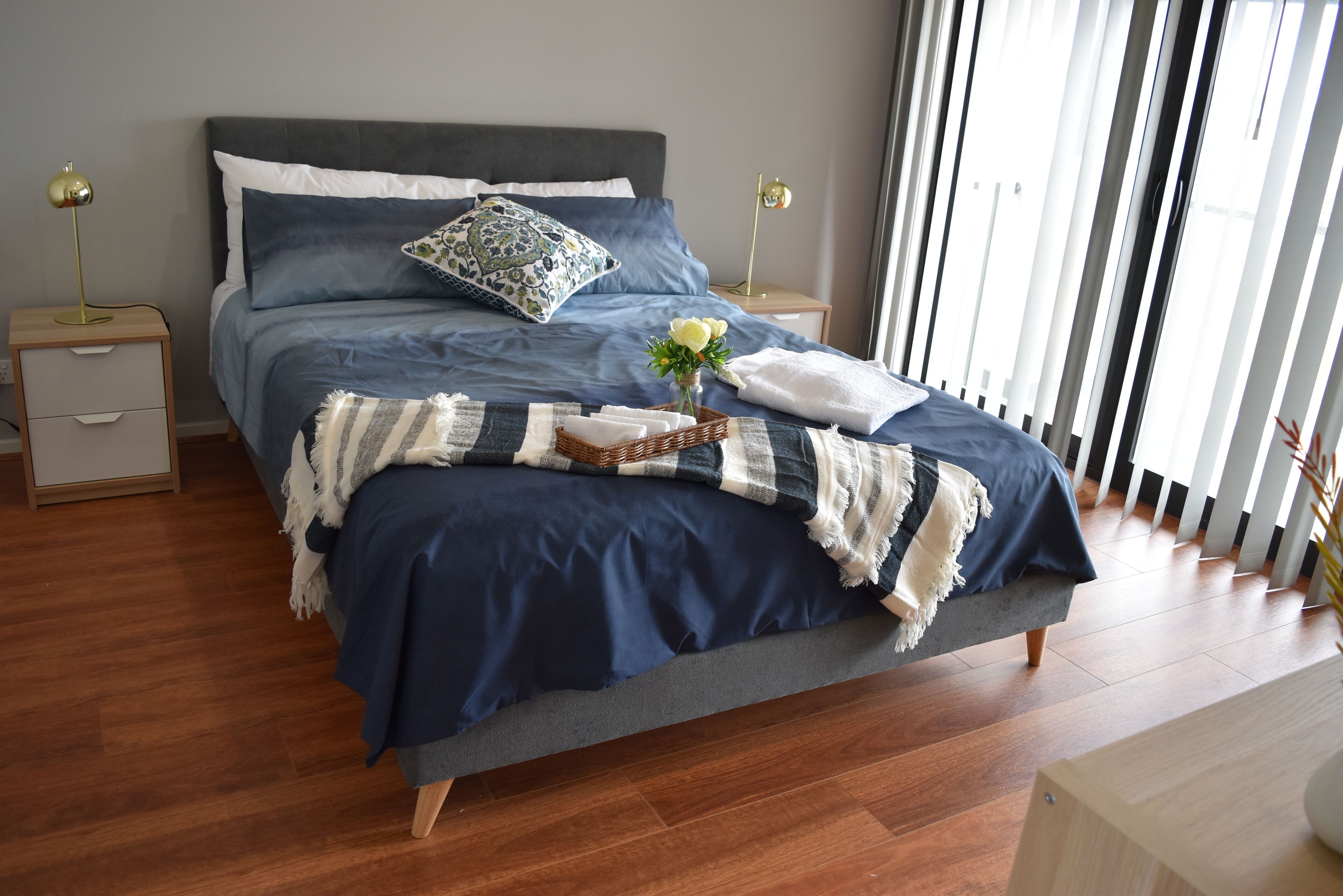 5 chambres, bureau, fer et planche à repasser, Wi-Fi gratuit