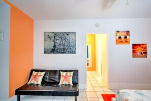 1 bedroom, desk, iron/ironing board, free WiFi