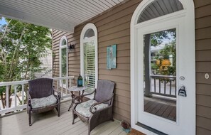 Terrace/patio - Luxury Home on Water - 5 Min. from Beach - 3 Story (Isle of Palms)