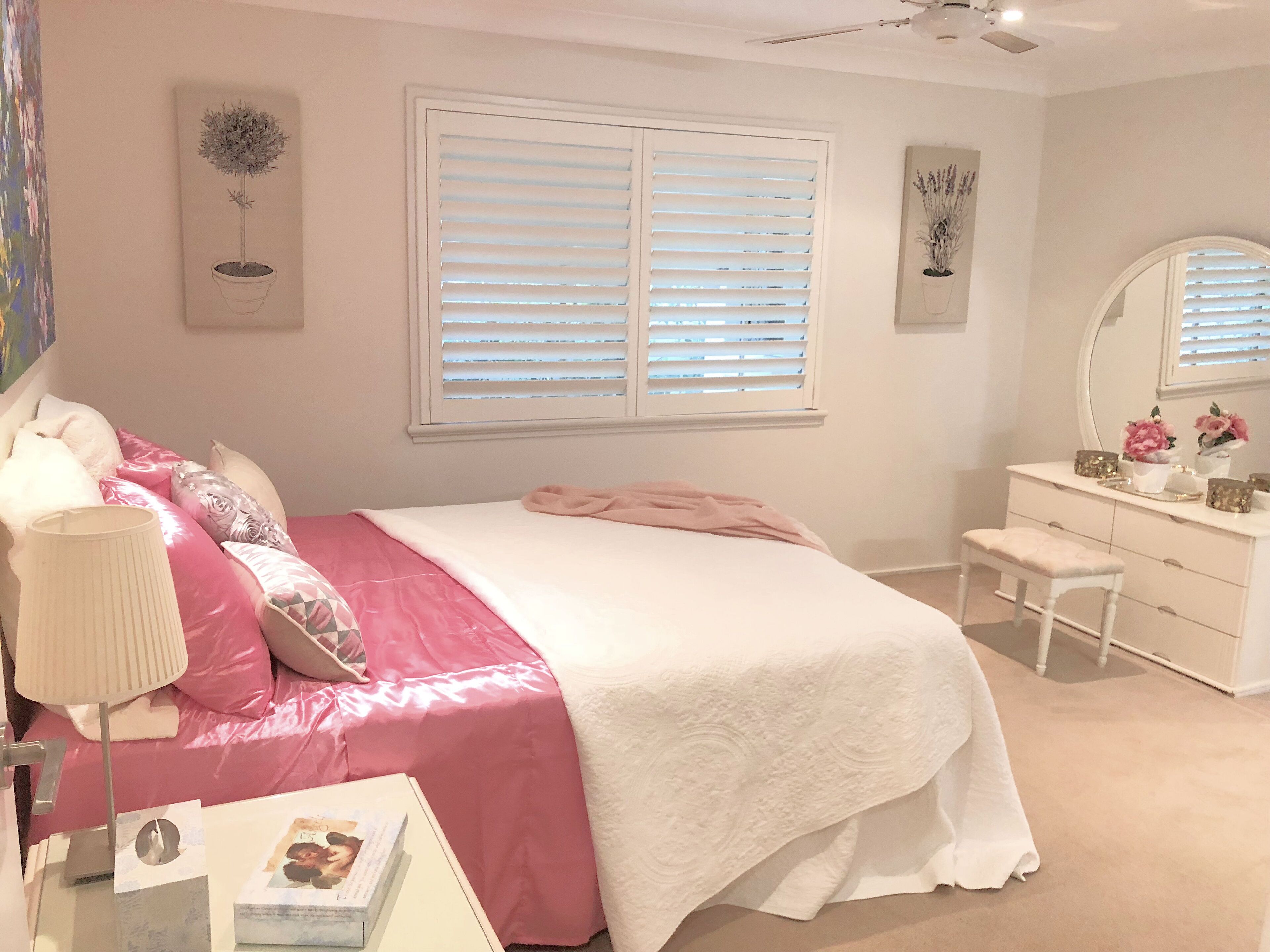 Artist’s Private Recluse - Surfers Paradise — image 20