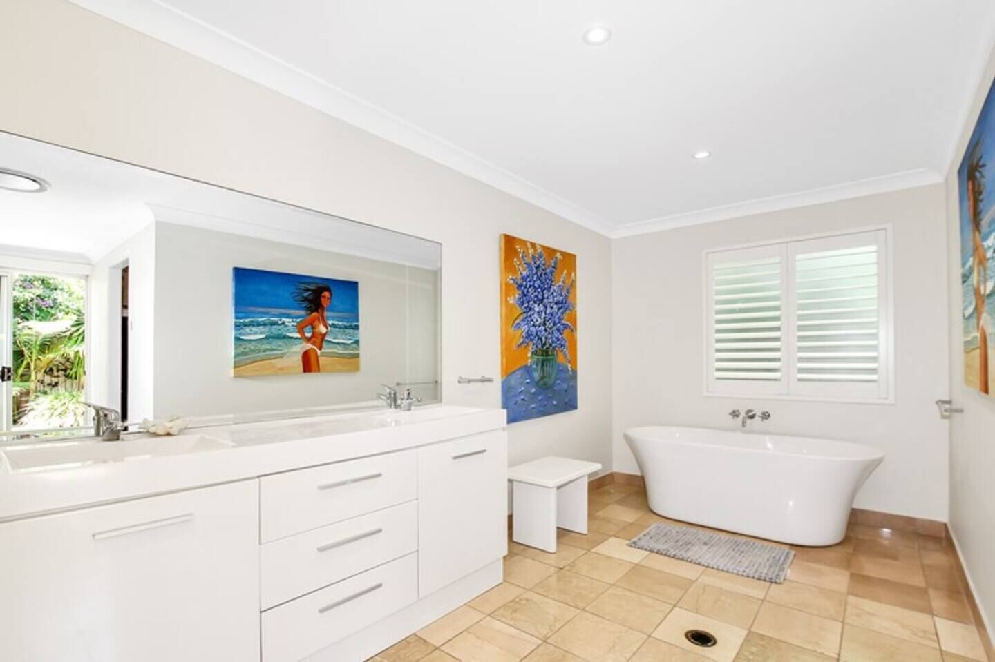 Artist’s Private Recluse - Surfers Paradise — image 15