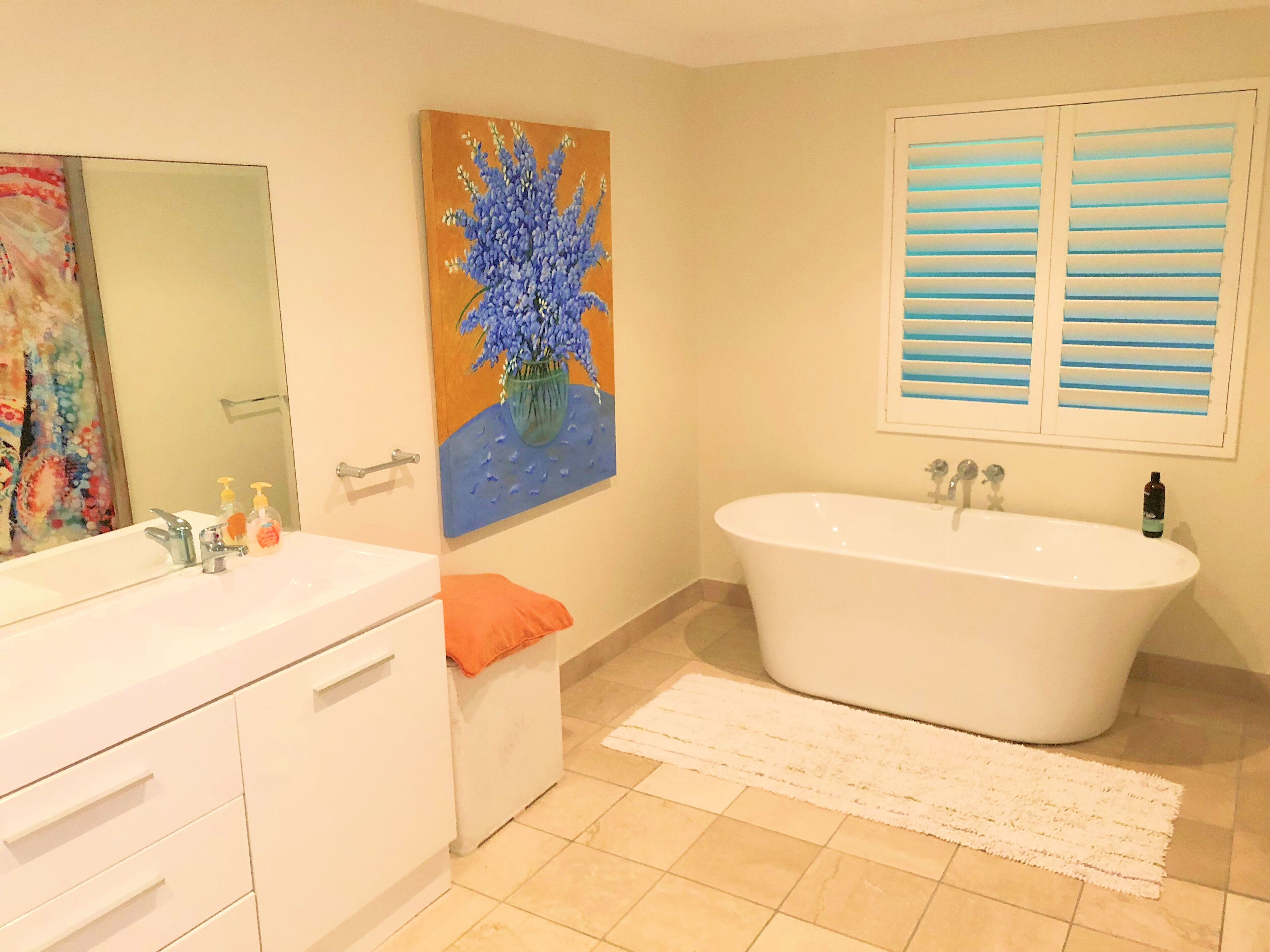 Artist’s Private Recluse - Surfers Paradise — image 22