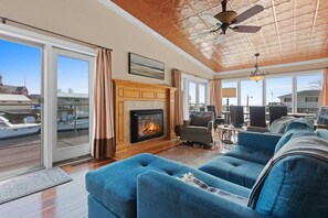 Smart TV, fireplace, table football, offices