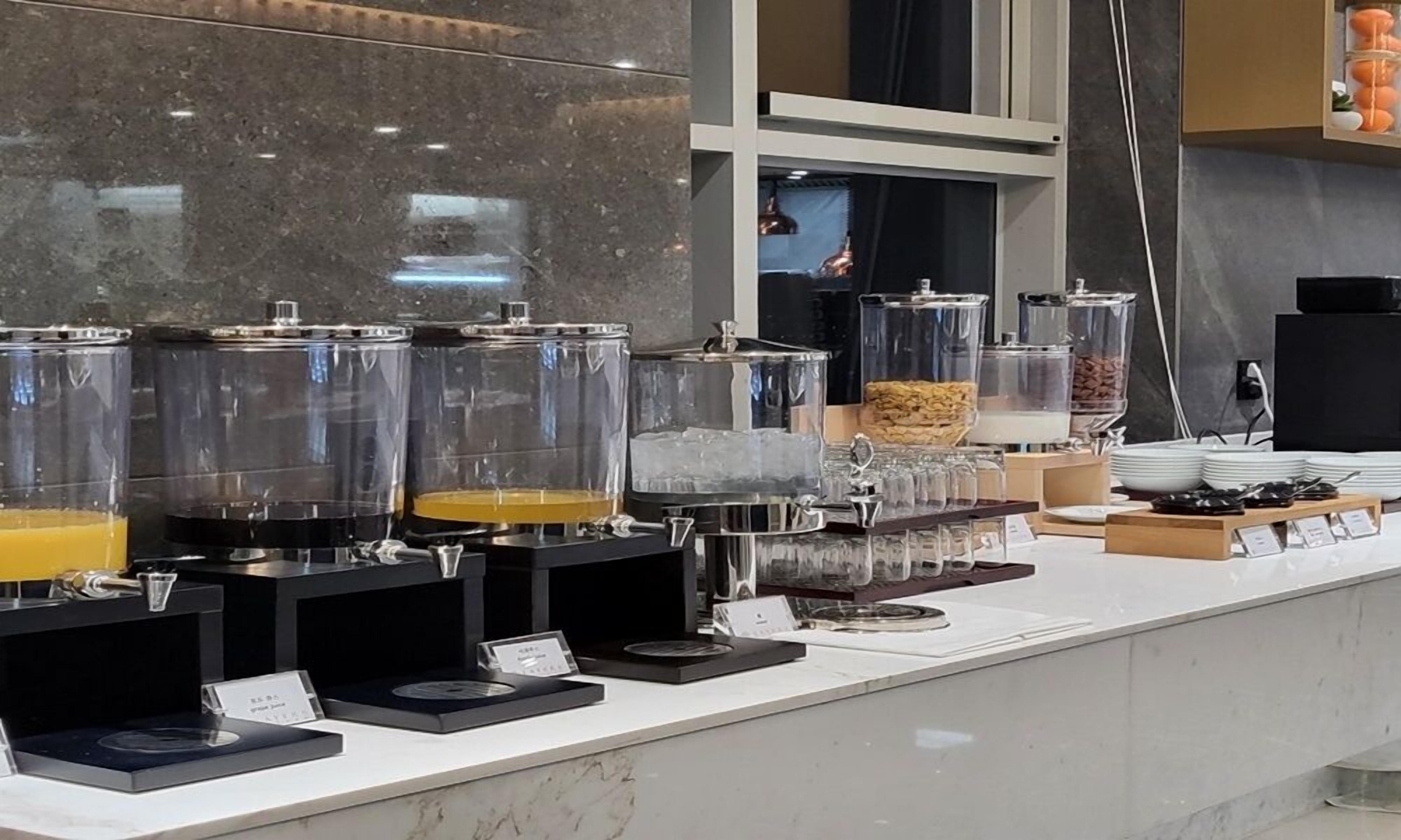 daily korean breakfast (krw 18000 per person)