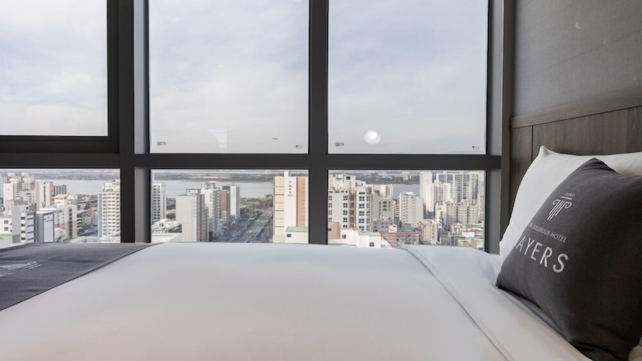 Layers Hotel Busan Hadan