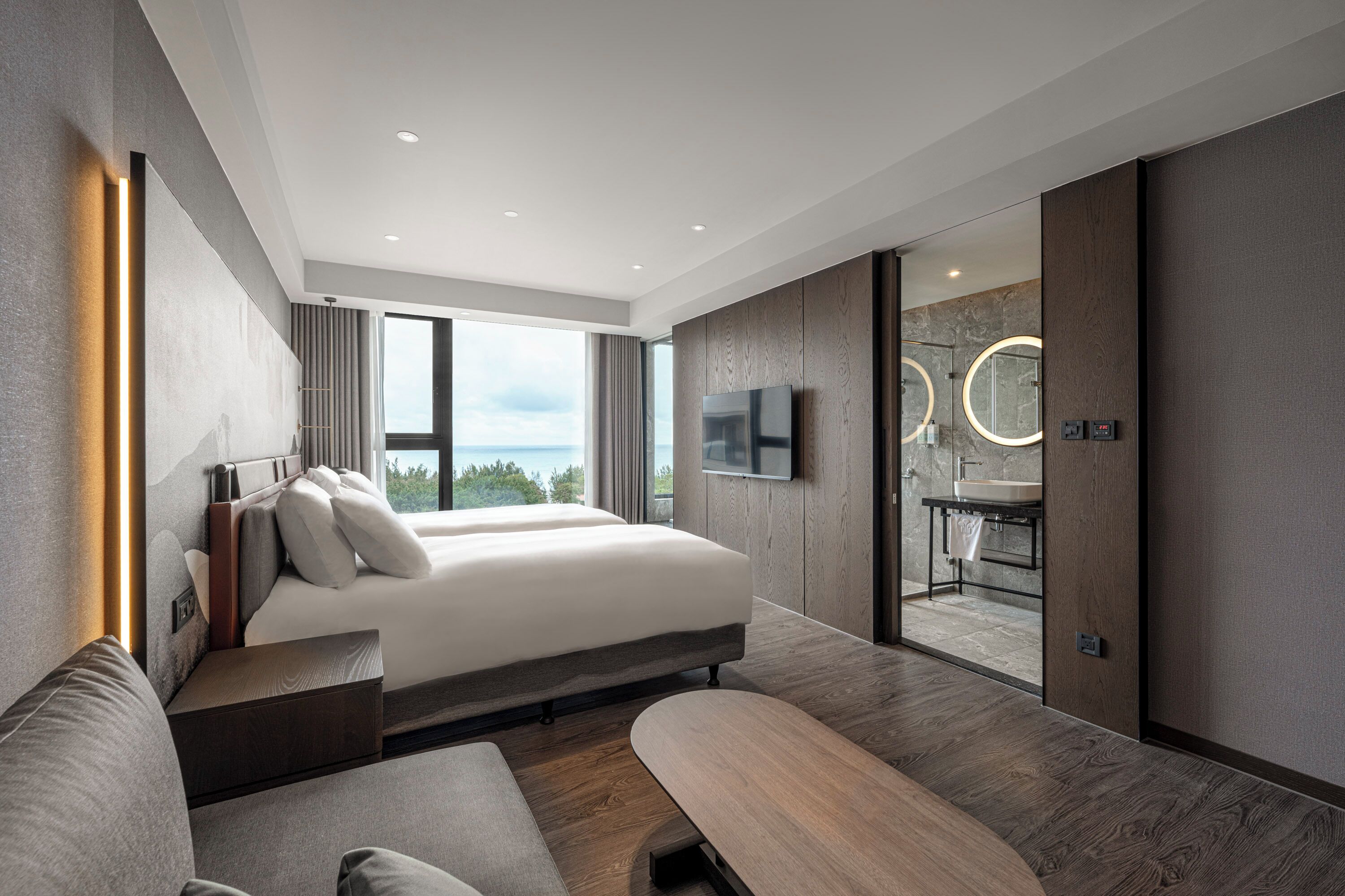 Building Serenity - Superior Twin Room with Ocean View | View from room