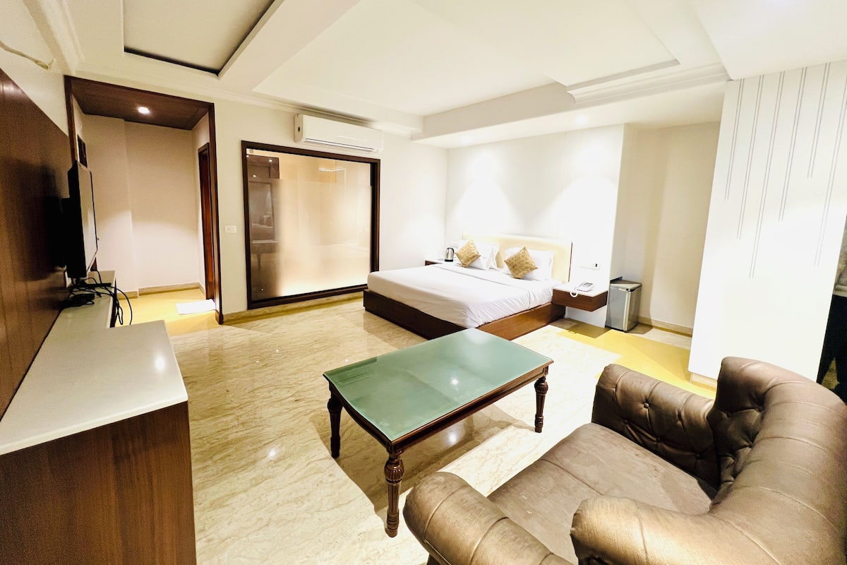 Royal Oda | Minibar, ses yalıtımı, ücretsiz kablosuz İnternet, çarşaf takımı