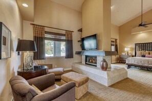 TV, fireplace