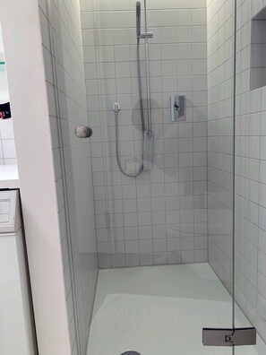 Apartment | Badezimmer