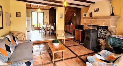 Spacious and comfortable house with terrace and garden, perfect for family or business