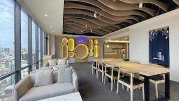 Quầy tiếp tân