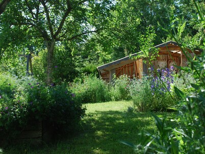 Riverside Mill: Renovated Historic Retreat in Lorraine Nature Park