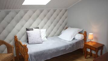 3 bedrooms, free WiFi, bed sheets