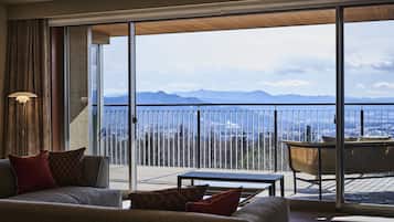 Junior-Suite, Nichtraucher (Sky View, Private Hot Spring) | 2 Schlafzimmer, Bettwäsche aus ägyptischer Baumwolle