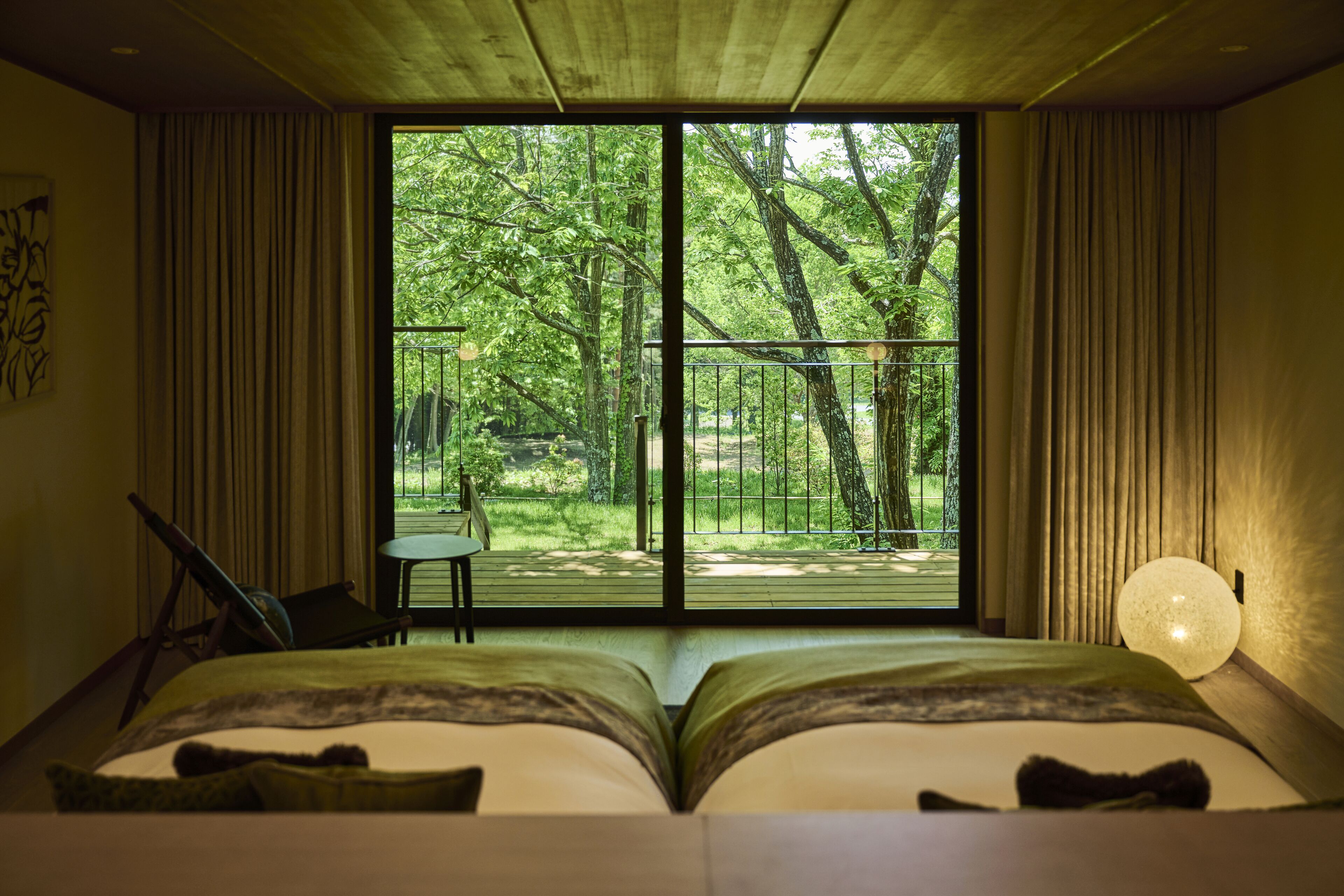 2 bedrooms, egyptian cotton sheets, premium bedding, down duvets