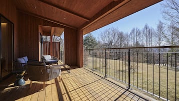 Villa Suite, Non Smoking (Private Hot Spring) | Terrace/patio