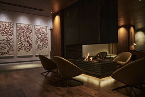 Lounge - The Hiramatsu Karuizawa Miyota (Miyota)