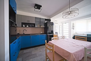 Private kitchenette