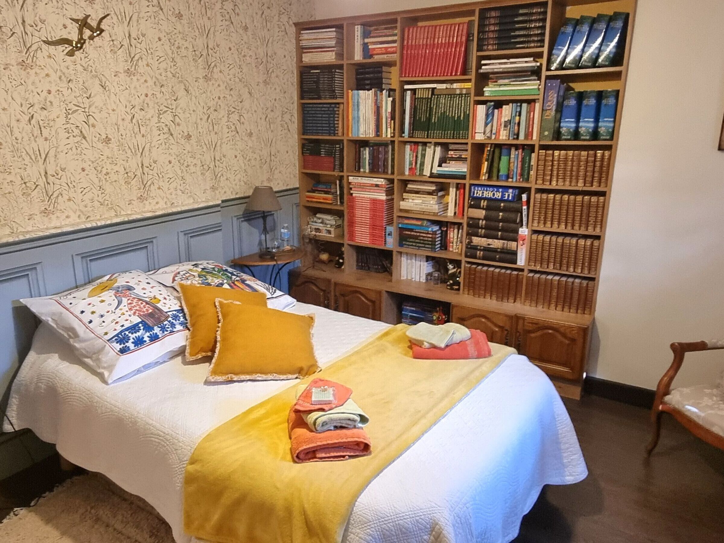 3 chambres, Wi-Fi gratuit, draps fournis