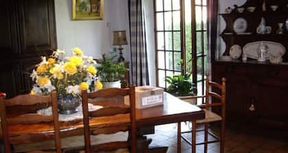Charming Historic Village Home with Garden, Fireplace & Modern Amenities in Vadelaincourt