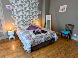 3 bedrooms, free WiFi, bed sheets