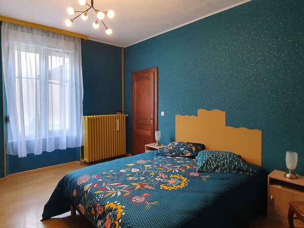 3 bedrooms, free WiFi, bed sheets