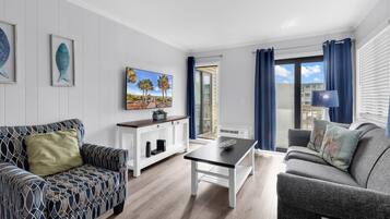 Comfort Condo, 2 Bedrooms, Balcony, Ocean View | Living room | 54-cm flat-screen TV with cable channels, TV
